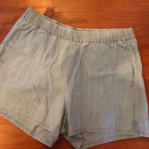 Never worn! Madewell Pull on Denim Shorts